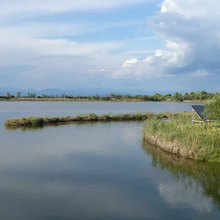 ファームステイ Valle Tirelli Private Island *
