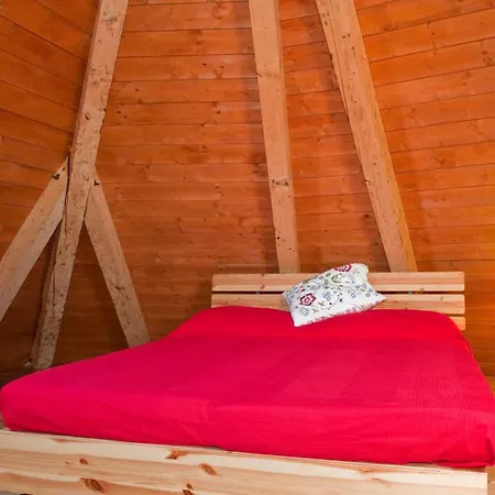 Farm stay Valle Tirelli Private Island
